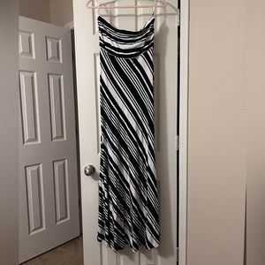 *SOLD* EUC Banana Republic Strapless Maxi Dress